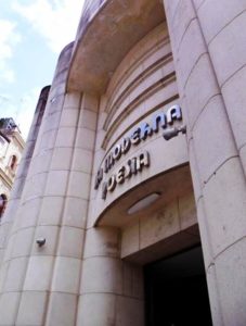 La Moderna Poesía y la librería Cervantes impactan en la edición y en la arquitectura